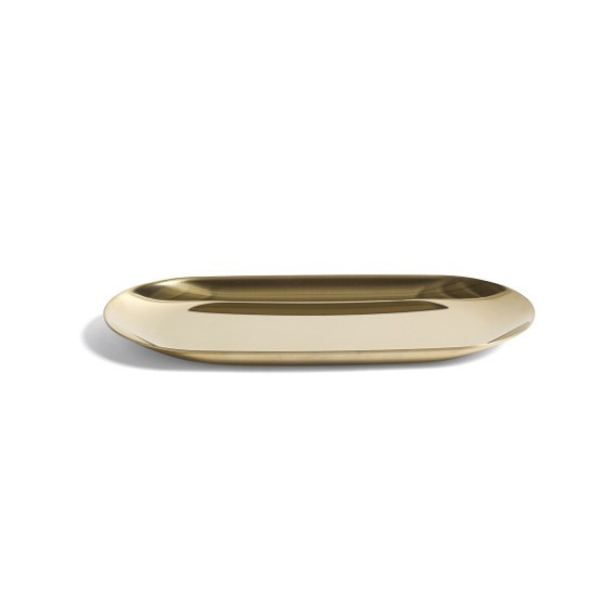 Das Tablett Tray Gold von HAY ist ein kleines goldenes Tablett. Ob im Flur für die Schlüssel, im Bad für den Schmuck oder in der Küche. Das kleine goldene Tray von Hay